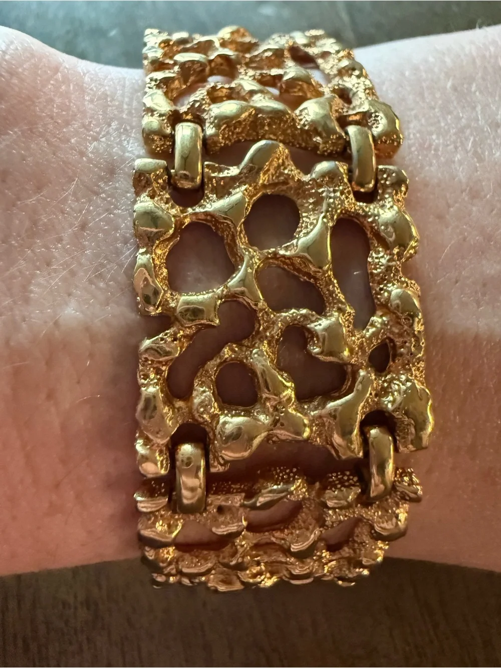 Vintage AVON bracelet